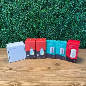 Bundle Hive Hub Plug 2 Lights & 2 Window Door Sensor Works W/ Alexa & Google